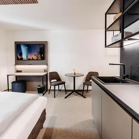 Easy - Self Check In - Out