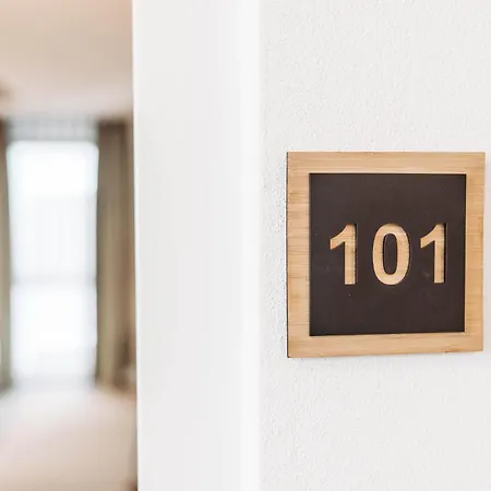 Easy - Self Check In - Out Apartment
