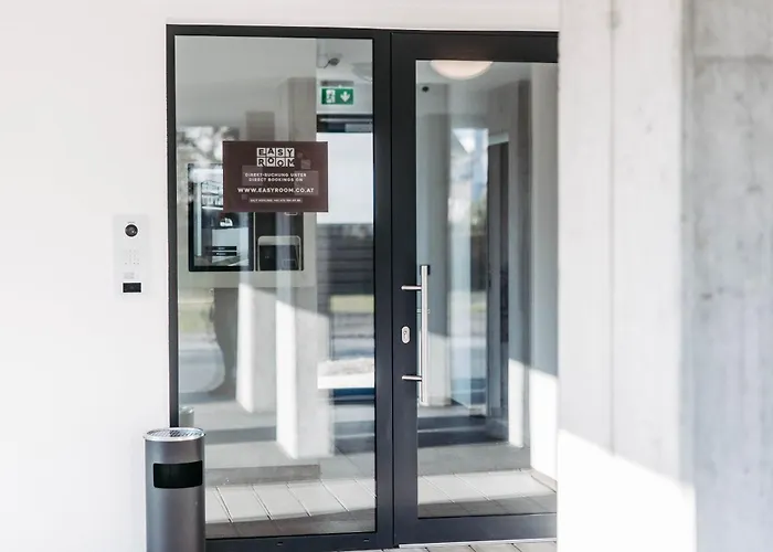Easy - Self Check In - Out Höchst